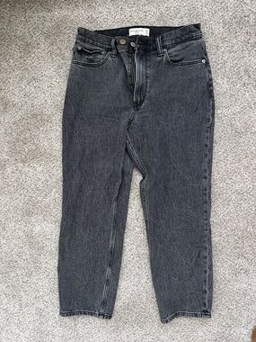 Abercrombie & Fitch The Mom High-Rise Black Women’s Jeans